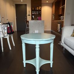 Scalloped Wood Side Table – Light Sage / Distressed Finish – $65