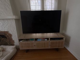 Samsung 65” 4K LCD w/ HDR (smart tv)