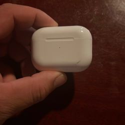 AirPod Pros That Won’t Charge Anymore 