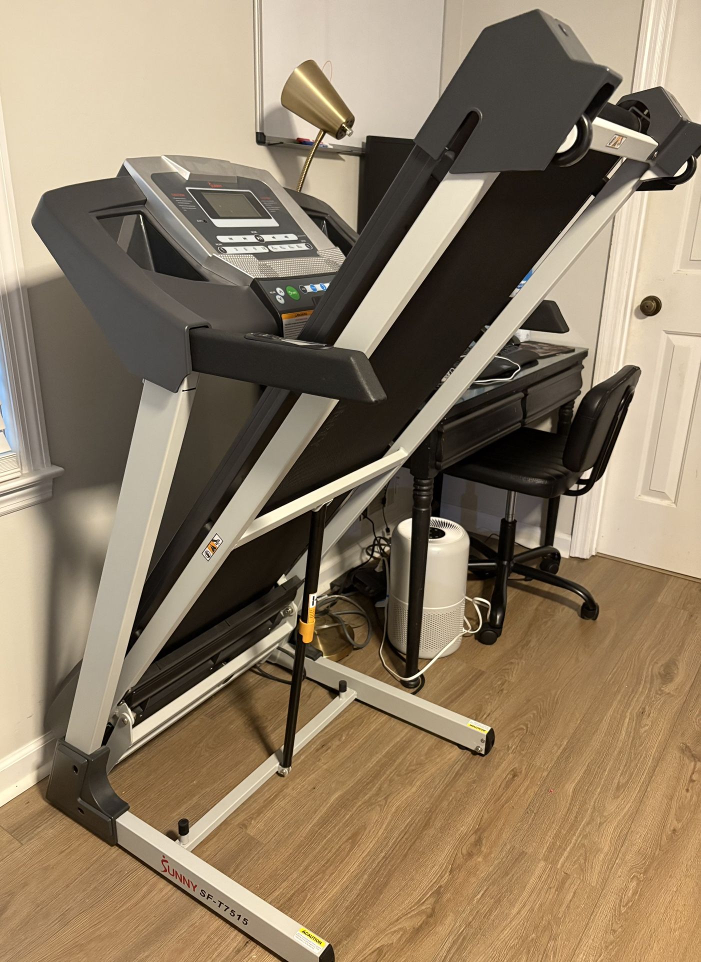 Sunny SF-T7515 Treadmill