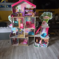 Casa De Barbie