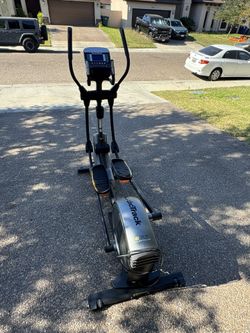 Nordic track E7.7 Power Incline Elliptical