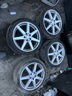 Set of wheels for 2013 Mercedes Benz C250 wheels