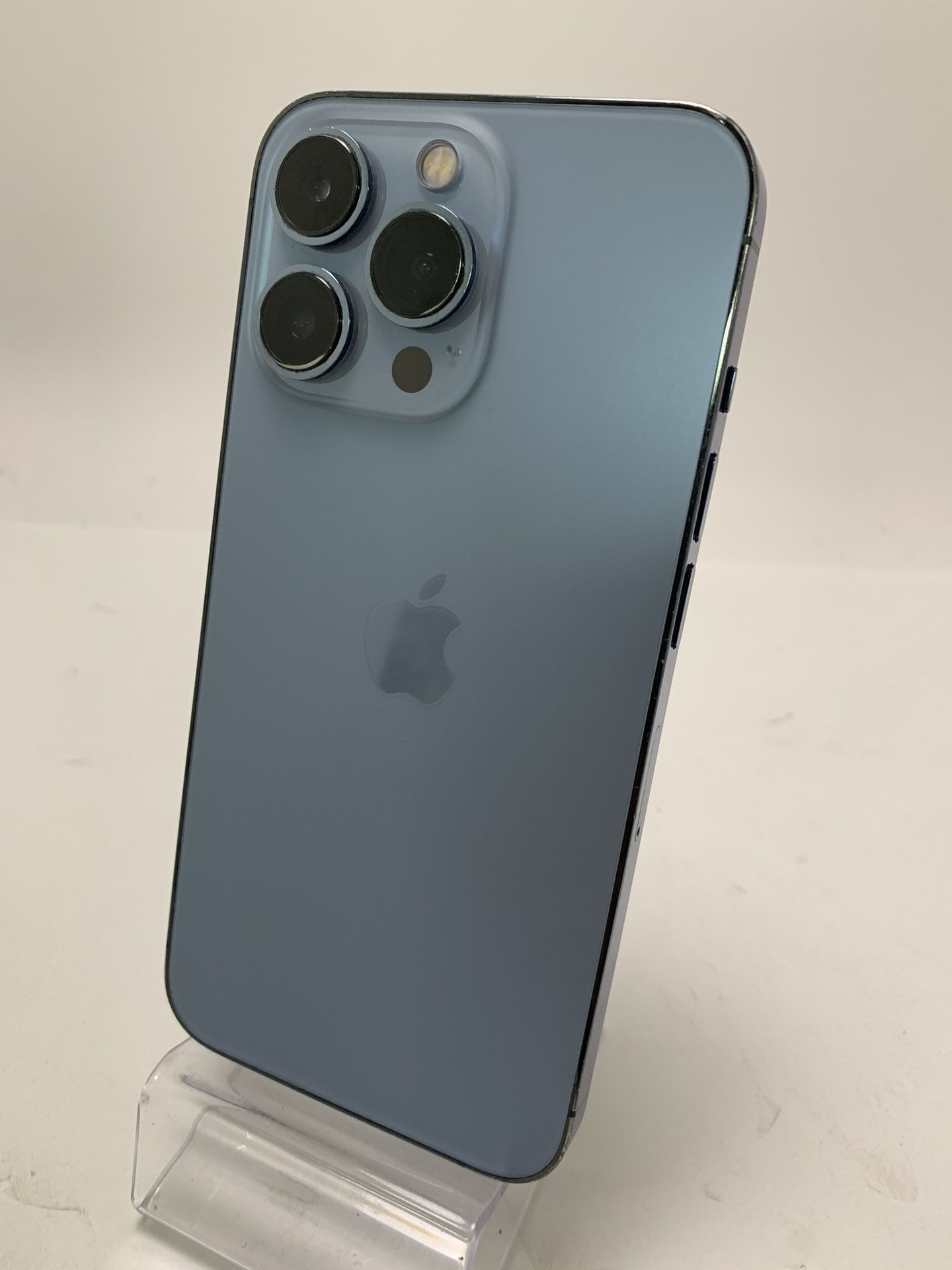 iPhone 13 Pro 128GB unlocked, with 30 Day Waren