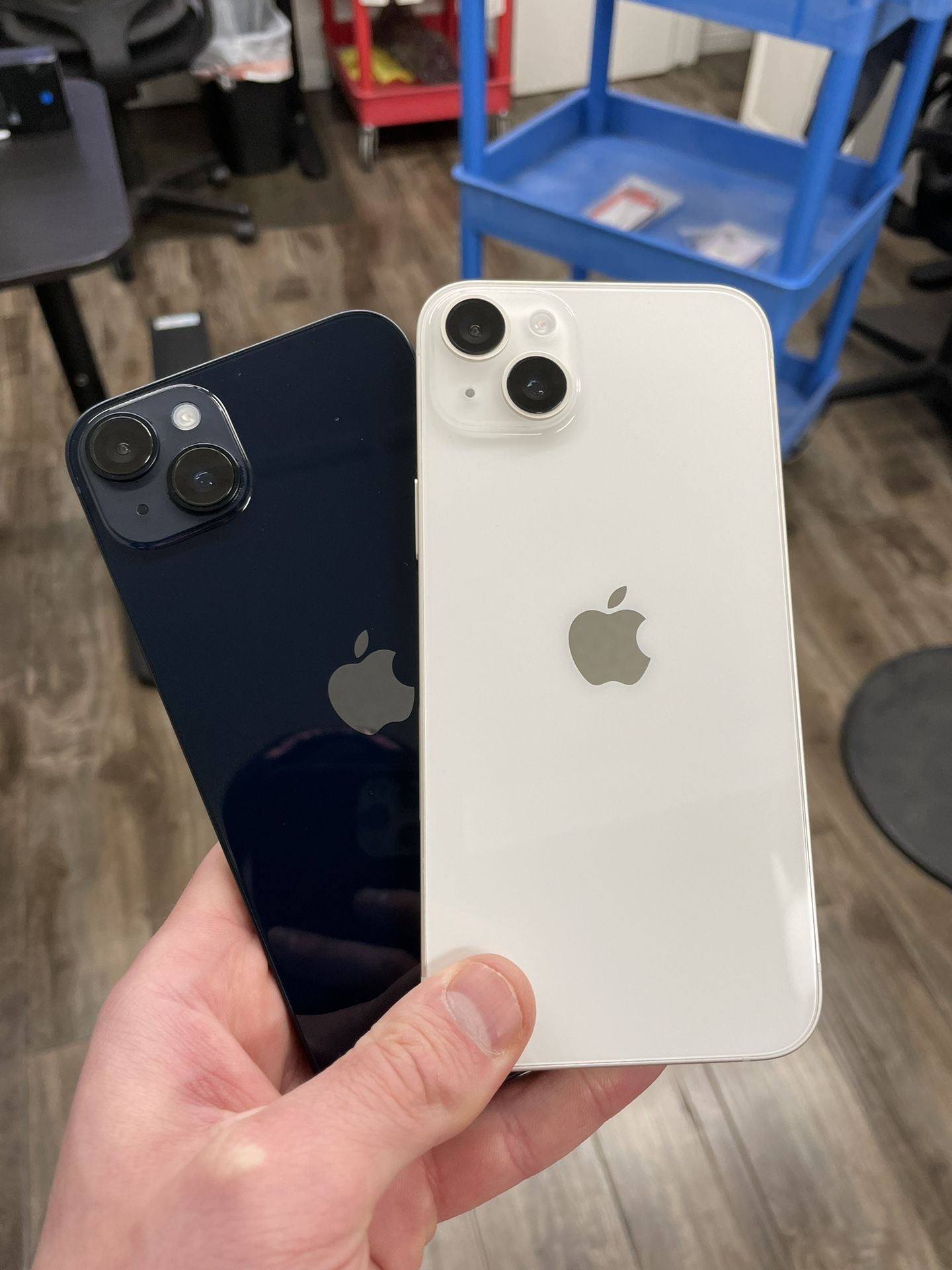 iPhones unlocked for any carrier. Clean IMEI, No Issues Fully