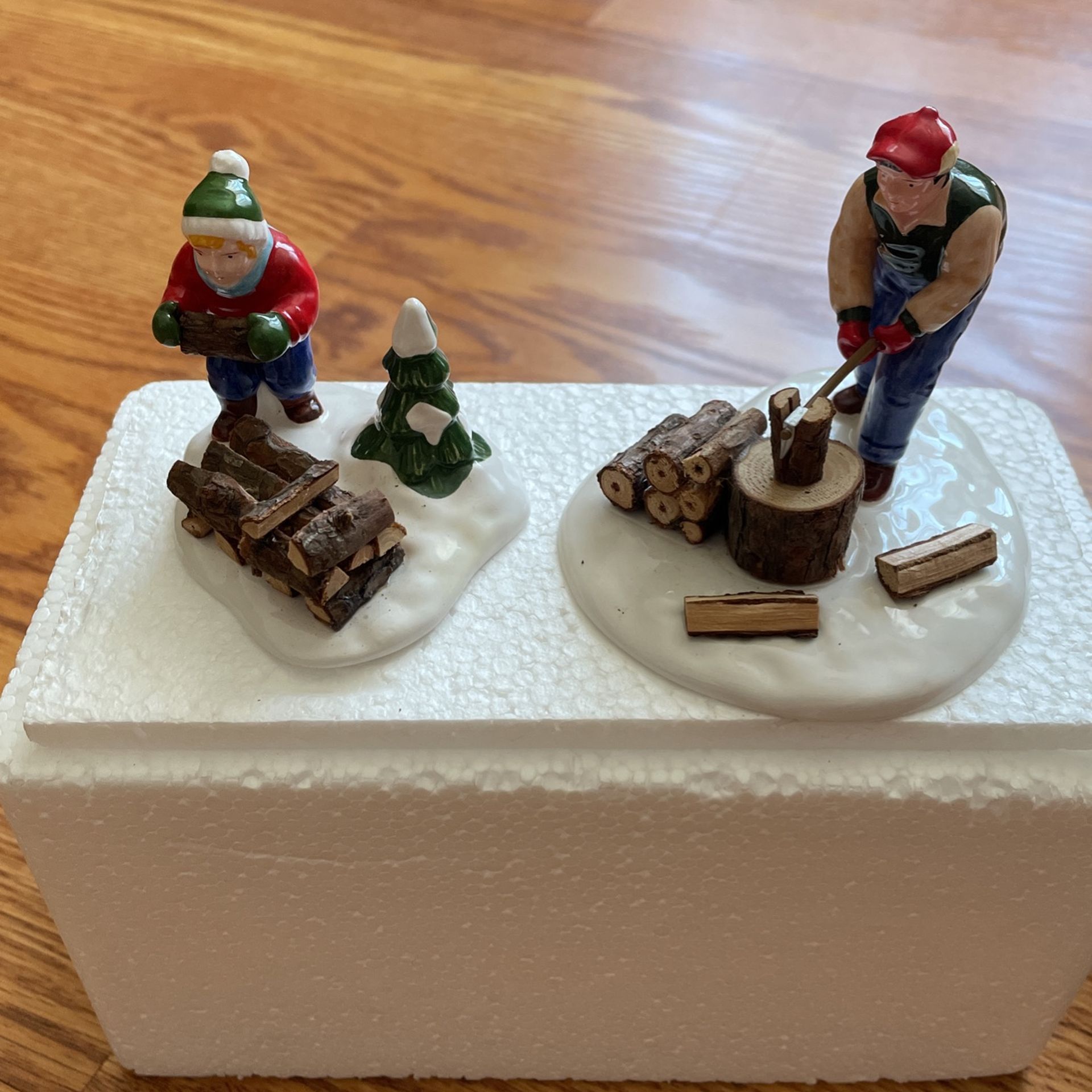 Department 56 Snow Village Accessories