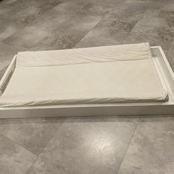 Changing Table Topper With Insert