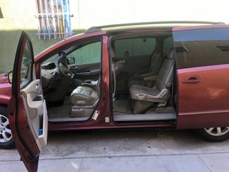 2005 Nissan quest