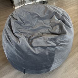 Bean Bag 4 Feet Memory Foam Excellent Condition