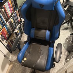 Vertagear Gaming Chair $50 OBO