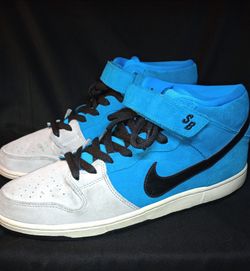 Men's Nike SB Dunk Mid Beavis