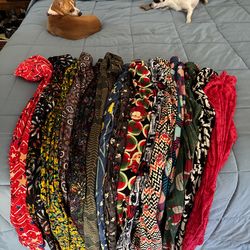 15 pairs of Lulu La Roux leggings one size fits all curvy