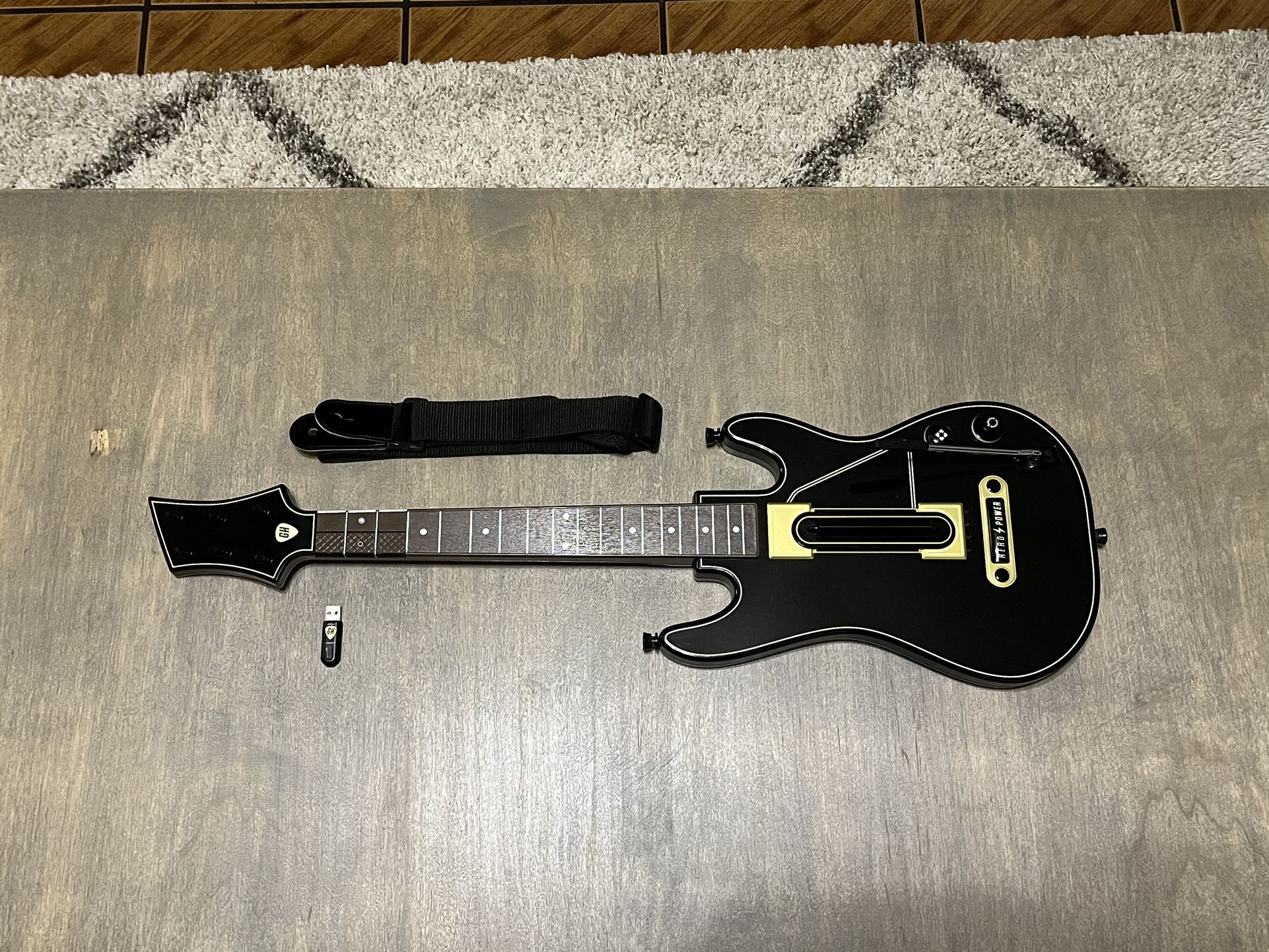 Guitar Hero Live Xbox One Controller With Dongle And Strap