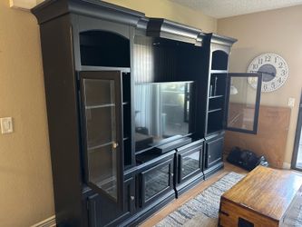 Wall unit and 55” Insignia TV (smart)