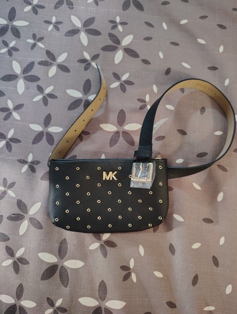 Michael Kors Belt Wallet