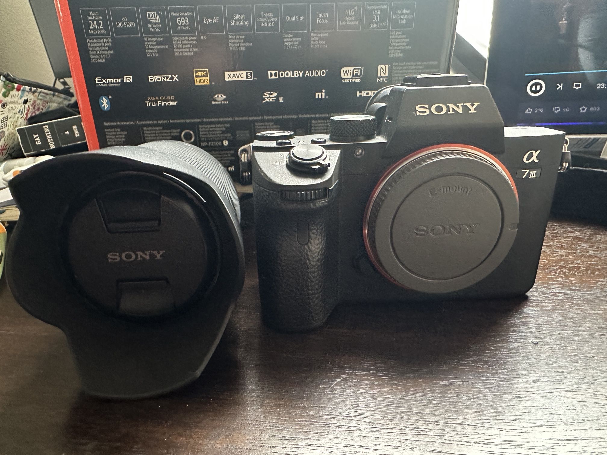 SONY a7III ILCE-7M3K FE 28-70mm F3.5-5.6 OSS Zoom Lens Kit