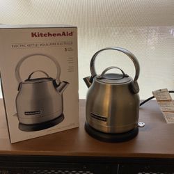 KitchenAid Stainless Steel Electric Kettle