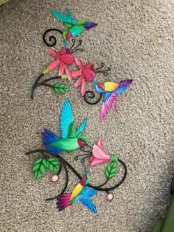 Colorful Hummingbird Wall Decor
