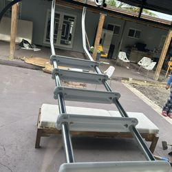 Above Ground Poo Ladder