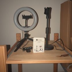 Light Ring, Phone Stand, Mic Stand