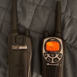 2x Midland GXT 1000R FRS/GMRS Two-Way Radios