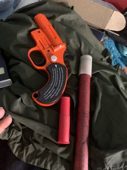 Flare gun kit safety use only