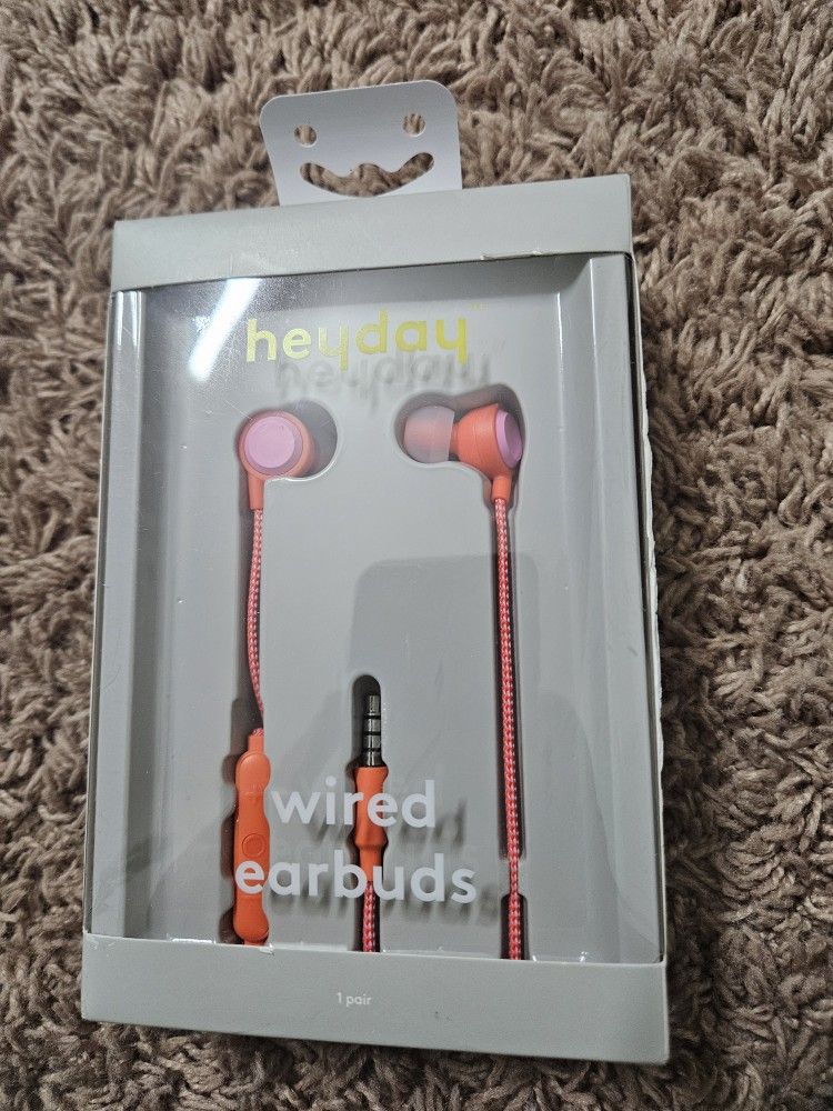 Weird Earbuds