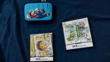DS games and holder