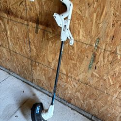 Weed Wacker & Leaf Blower/Vacuum Combo