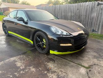 2012 Porsche Panamera