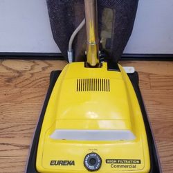 COMMERCIAL NEW Cond SANITARE COMMERCIAL VACUUM. ,  WORKS EXCELLENT.      IN THE BOX 