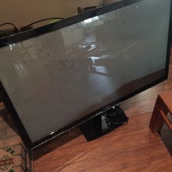 Old 50 Inch Panasonic Led Tv(broken)