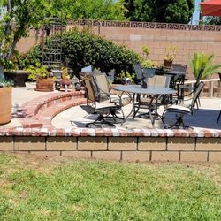 Planter, Brick, Concrete,