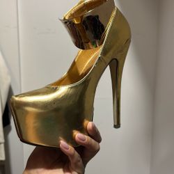 Gold 6 Inch Heels 