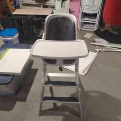 4 Moms Connect High Chair