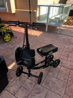 AoJin knee scooter