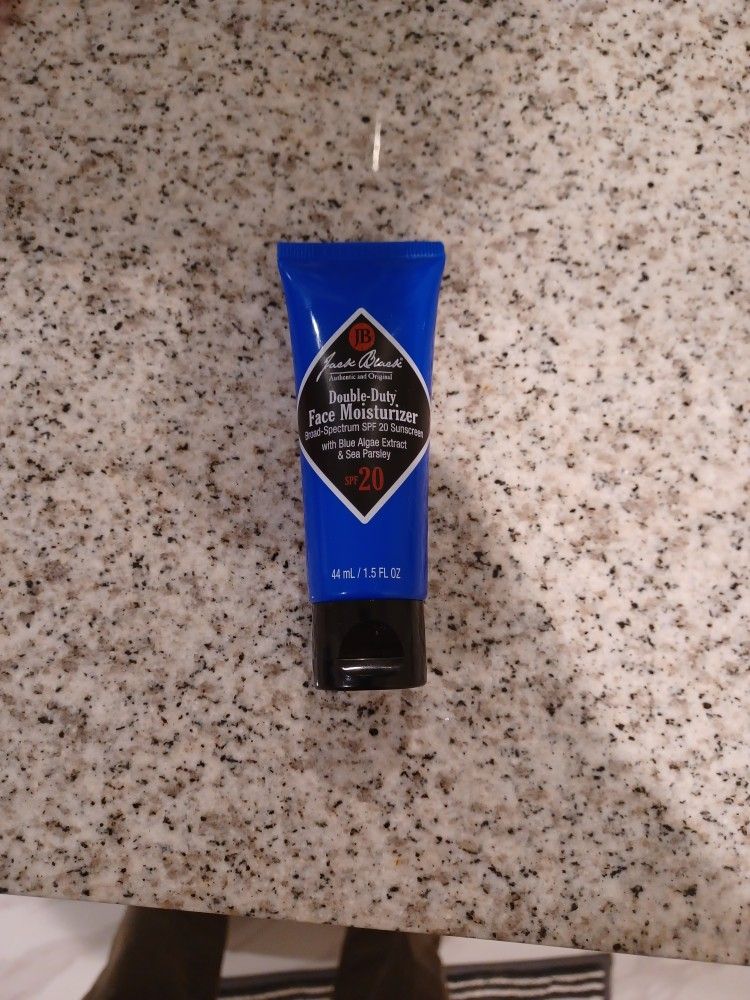 Jack Black's Double Duty Face Moisturizer And Sunscreen