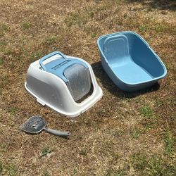 Litter Box With Scooper 