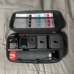 📷 GoPro Hero 13 Bundle – Excellent Condition (Like New)