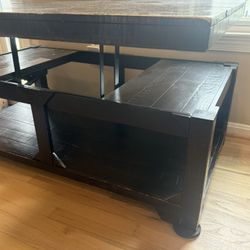 Lift top coffee table 