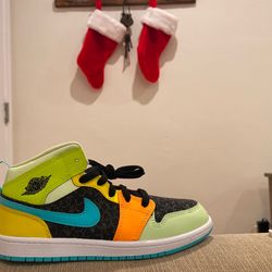 Jordan 1 MID