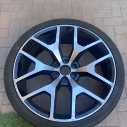 26” Replica 288 G04 Sierra Snowflake Wheels with Tires