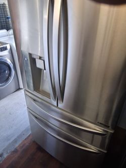 LG stainless steel french doors counter depth fully functional