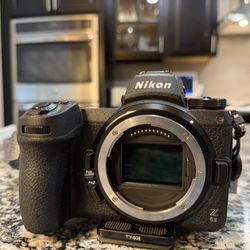 Nikon Z6 ii With Or Without 24-70mm F/4 S Kit Lens