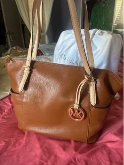ONLY TODAY MICHAEL KORS BROWN/GOLD LEATHER HANDBAG $185 🍀🍀