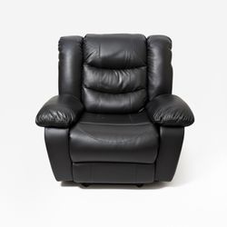 Black Leather Recliner 