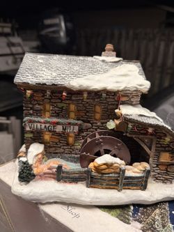 Christmas City Houses About 8-10”