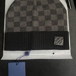 Louis V Beanie