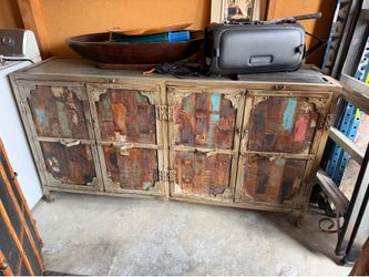 Unique cabinet