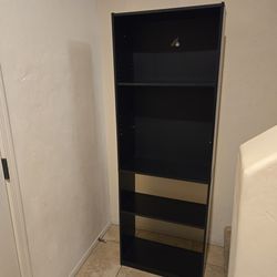 Mainstay bookshelf